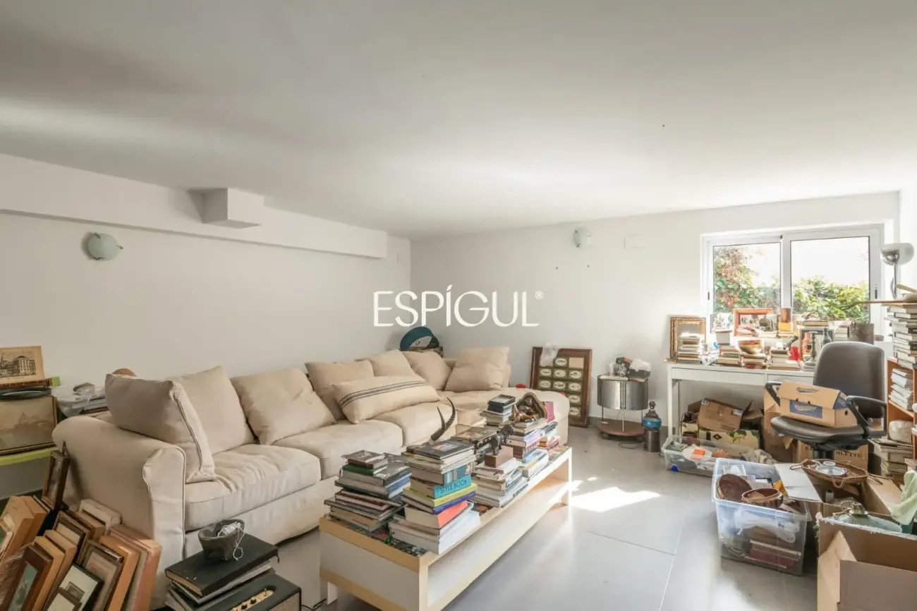 Villa con piscina y vistas al mar en Sitges